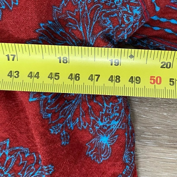 Free People Walking On A Dream Keyhole Plunge Red Blouse Shirt - Size XS - Picture 9 of 10